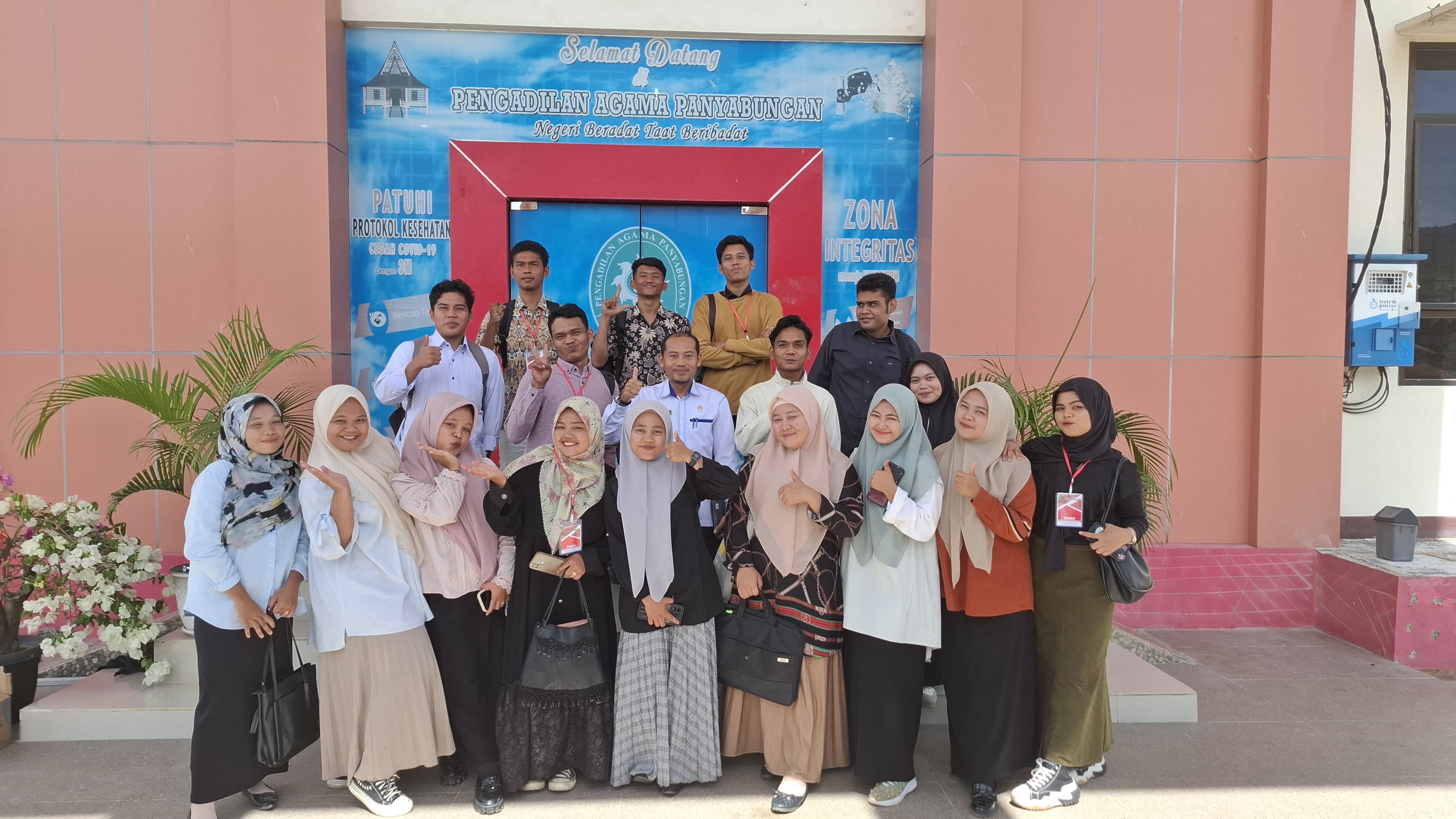 Gambar WhatsApp 2024 10 14 pukul 10.26.44 67f1e6cd