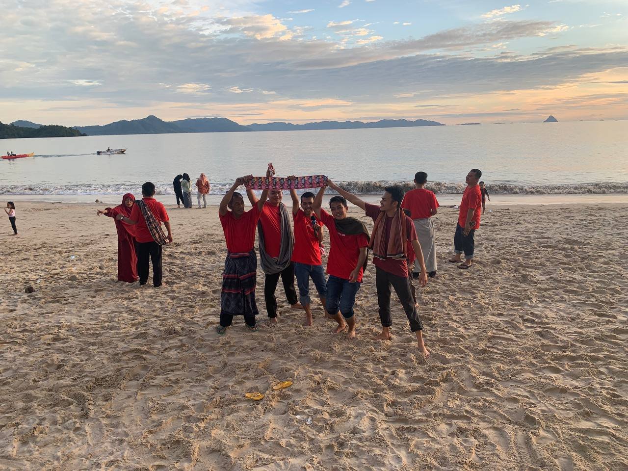 familygatthring130820226